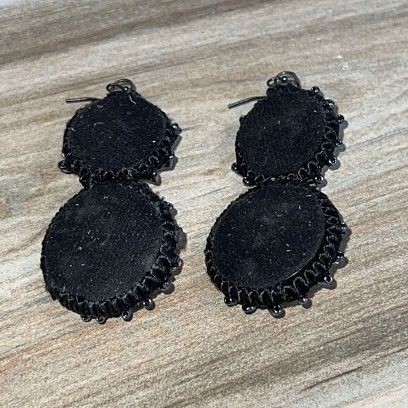 Beaded earrings women’s 3 inch drop dangle black gray stacked button bohemian - Picture 6 of 6